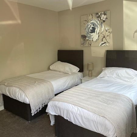 Tall Pines Lodges Lulsgate Bottom Екстер'єр фото